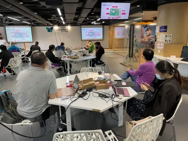 《活動回顧:香港中學教師AI培訓實錄 Donkey Car X Raspberry Pi》